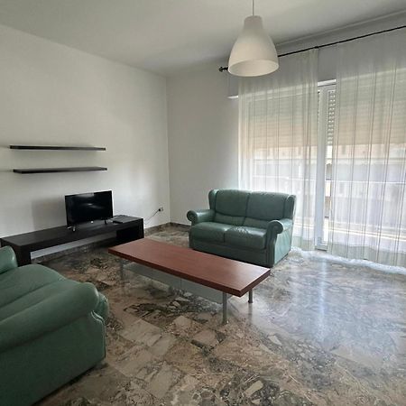Appartamento Casa Vacanze Montesilvano Marina Exteriör bild